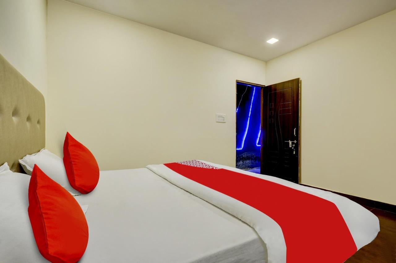 Oyo Flagship The Chirag Resort Bhandāra Buitenkant foto