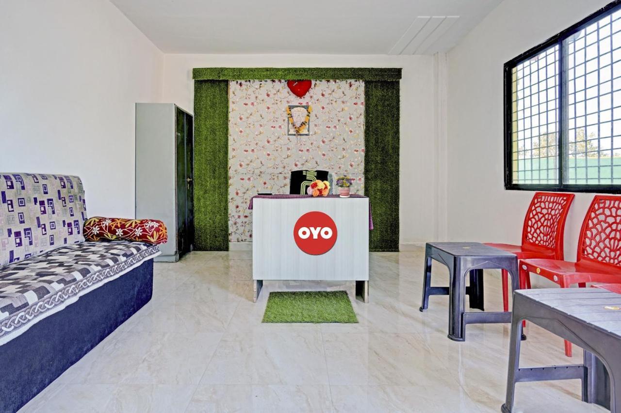 Oyo Flagship The Chirag Resort Bhandāra Buitenkant foto